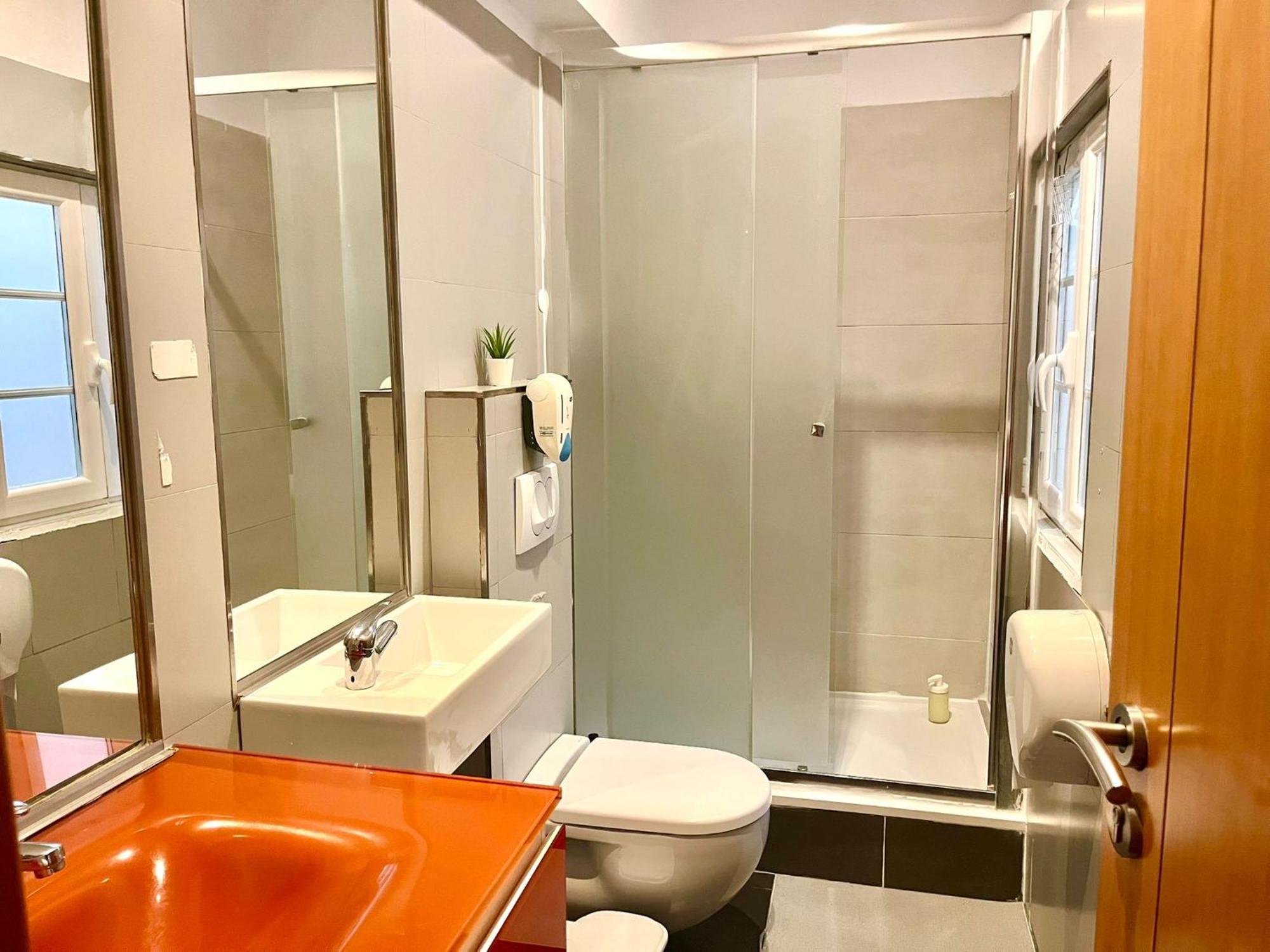3 Bedroom, 2,5 Bathroom - Bairro Alto Residence Lisboa Kültér fotó