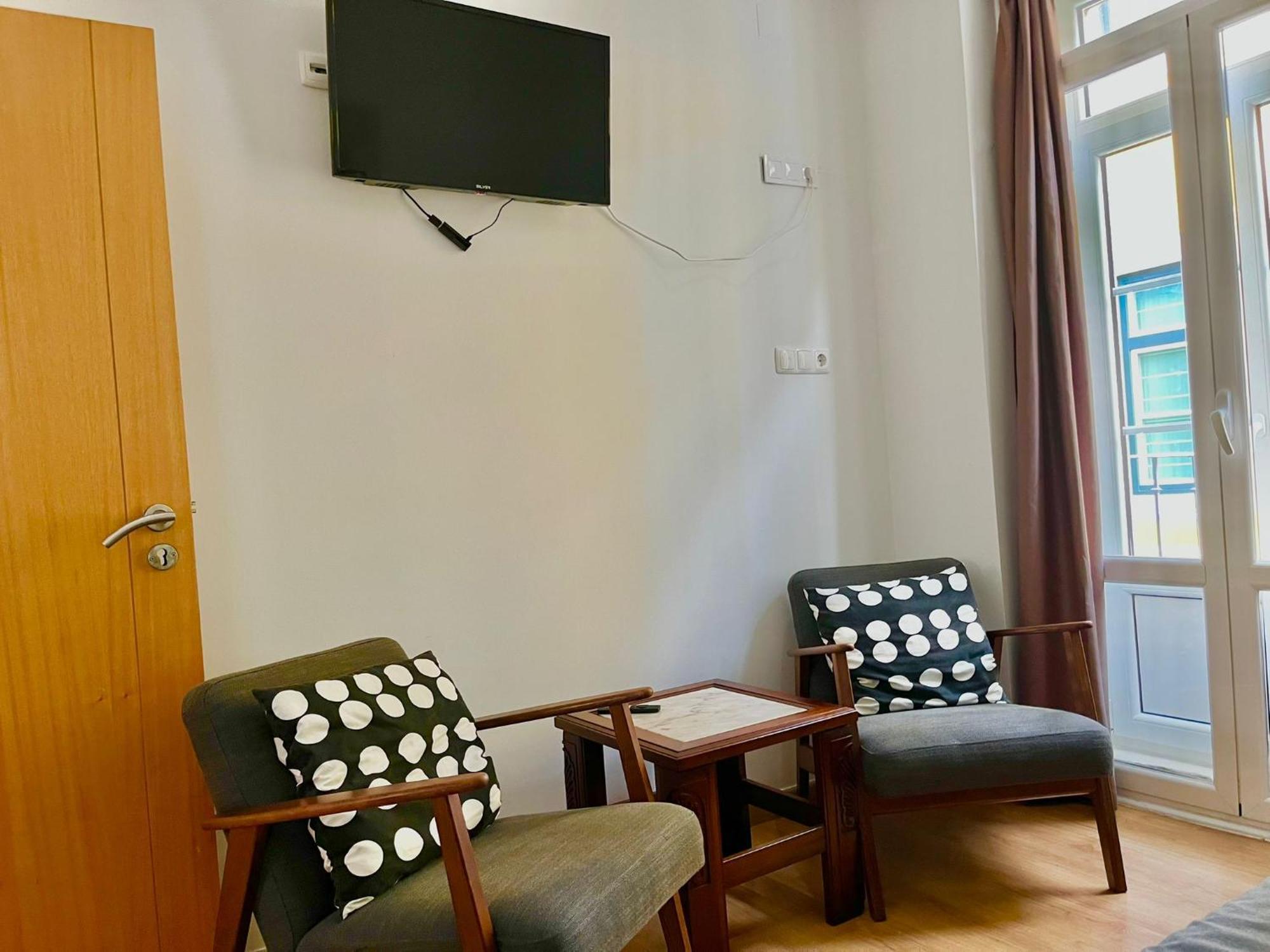 3 Bedroom, 2,5 Bathroom - Bairro Alto Residence Lisboa Kültér fotó